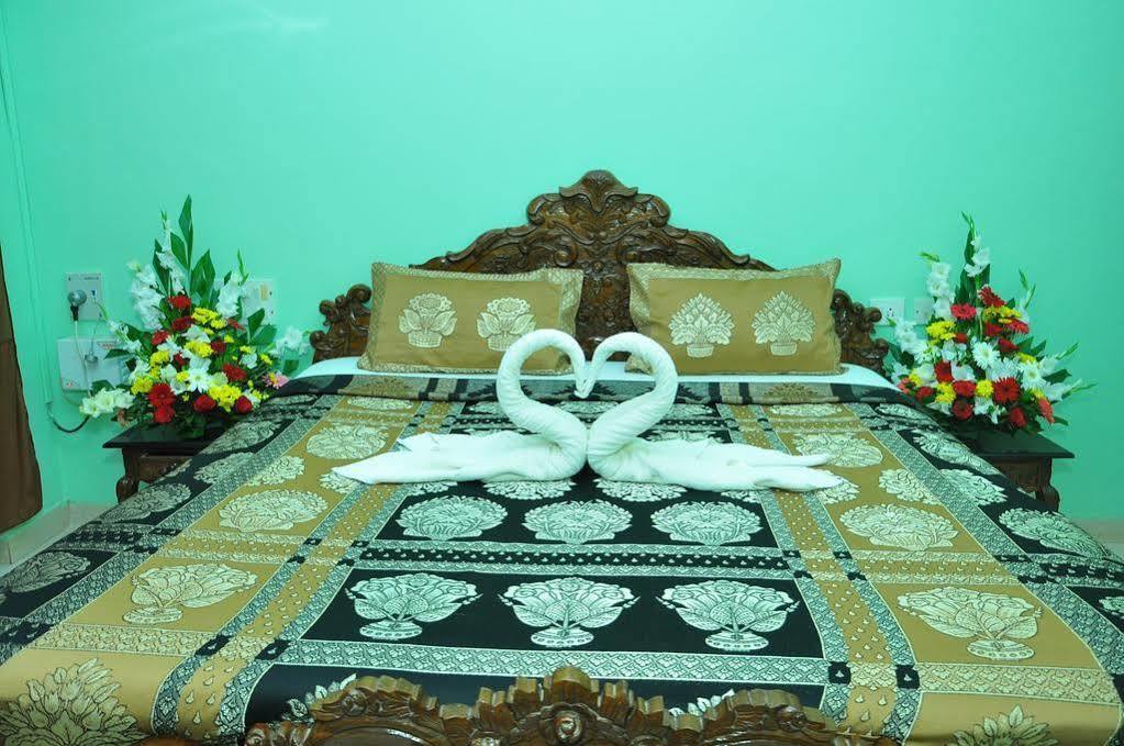 Villa Theresa Beach Resort Calangute Exteriör bild